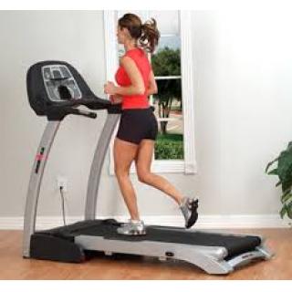 Hệ thống giảm chấn trên máy chạy bộ điện có tác dụng gì