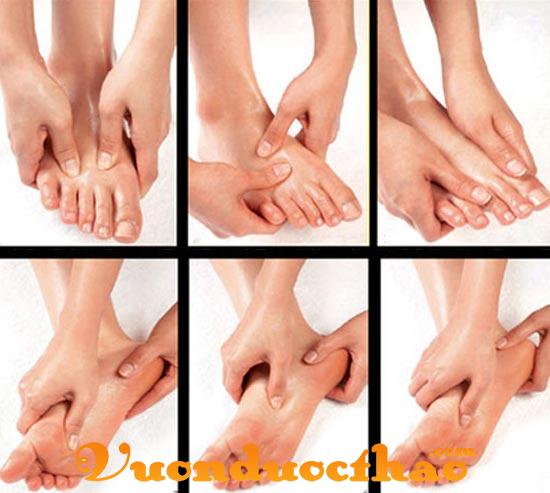 cach-bam-huyet-long-ban-chan-1