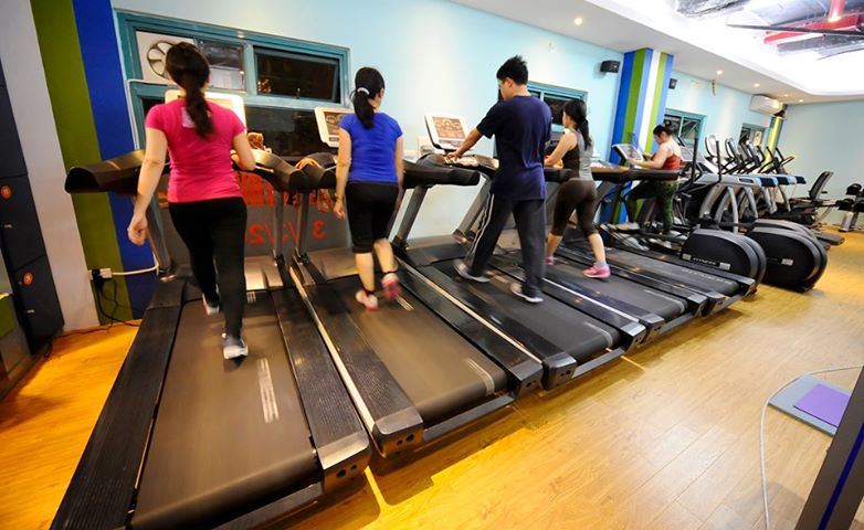 hướng dẫn cách chạy bộ trên máy chạy bộ điện