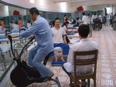 Tập luyện phục hồi tổn thương tủy sống