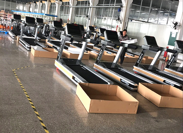 trải nghiệm công nghệ đột phá của máy chạy bộ đại việt-3